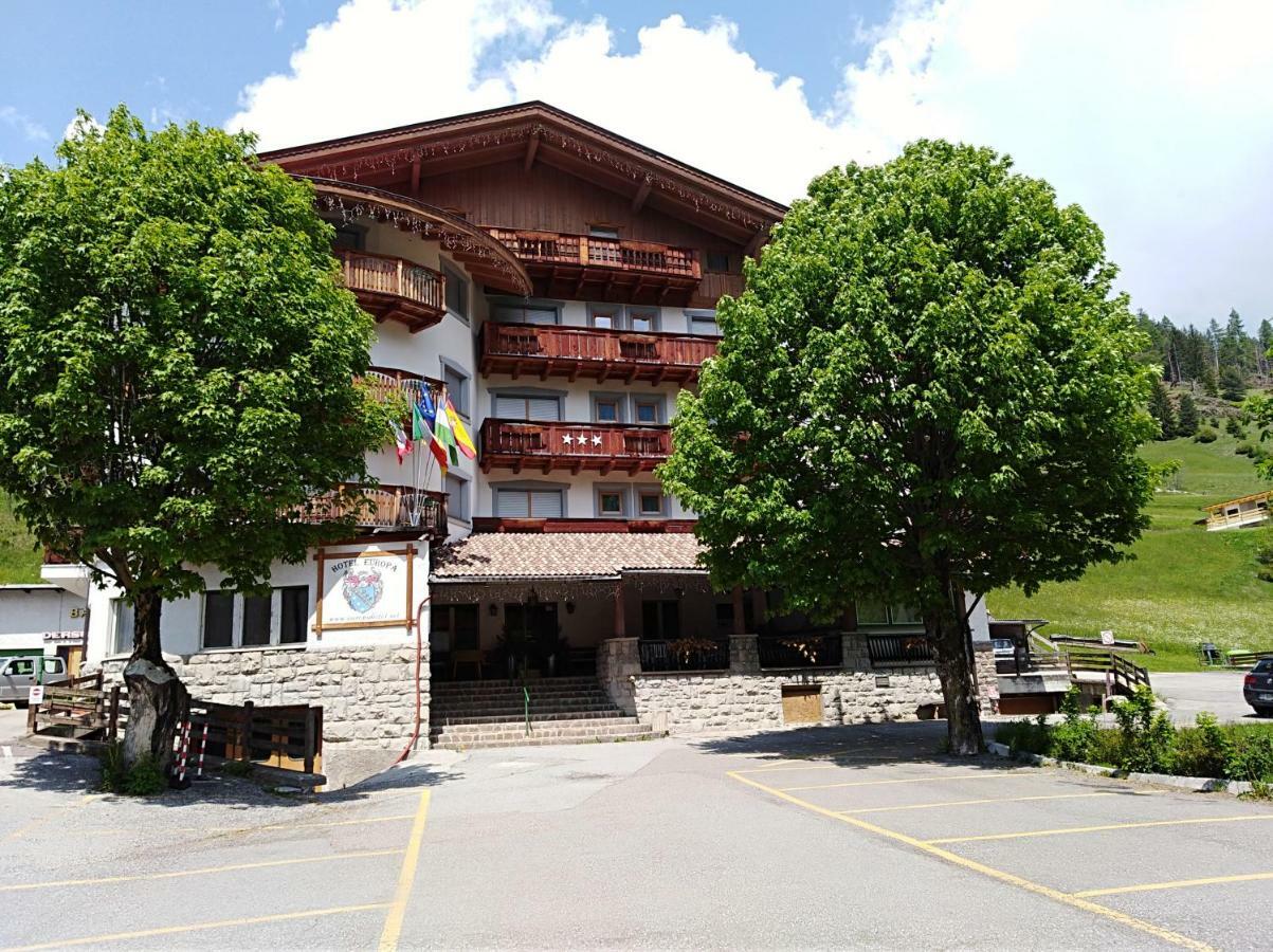 Hotel Europa Pozza di Fassa Exterior photo